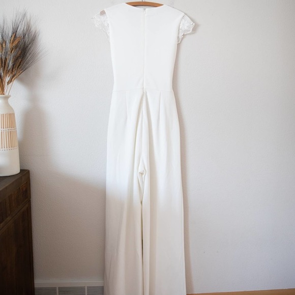 MARK AND JAMES BADGLEY MISCHKA Reo Lace Cap Sleeve Jumpsuit In Ivory - Picture 7 of 7